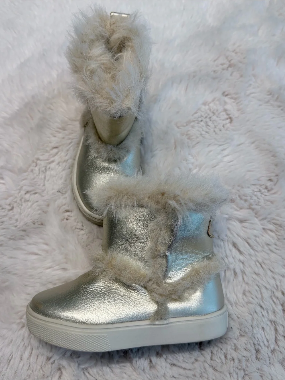 Like NEW Freshly Picked toddler boots. Gold size 6